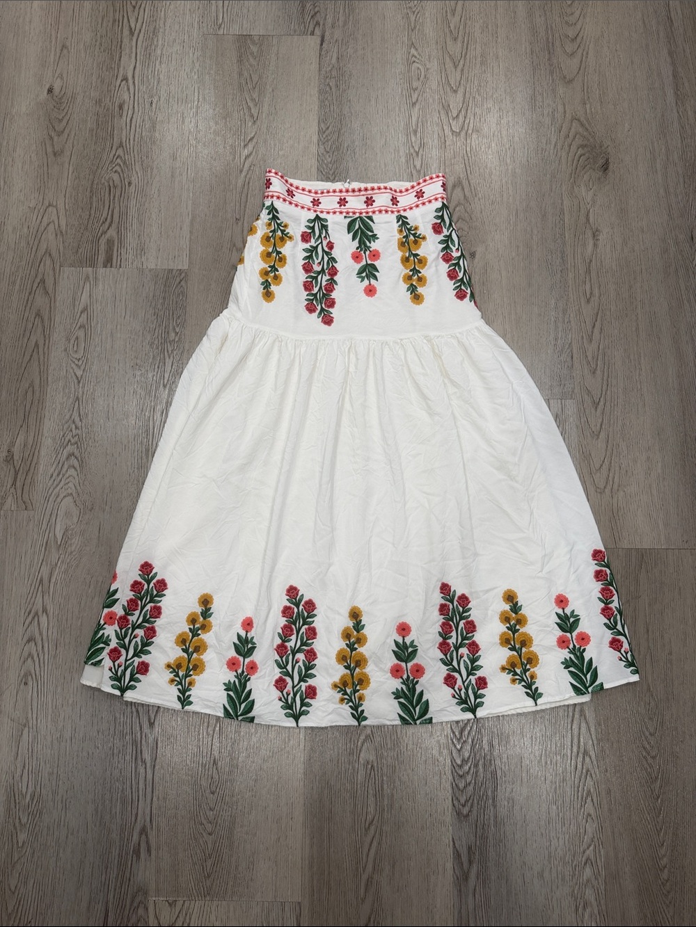 Antonio melani White Embroidered Floral Midi Skirt